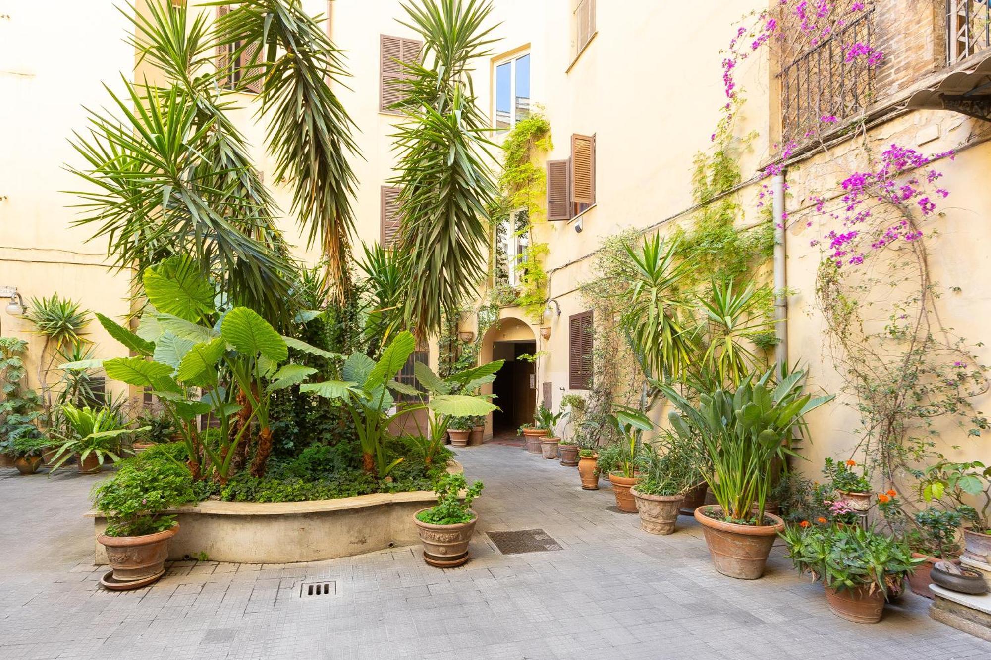 Pietroburgo By In * Rome